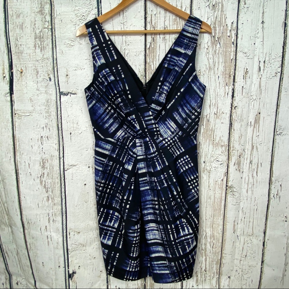 NWT - Banana Republic Dress - Plaid Sz 6 - Picture 6 of 8